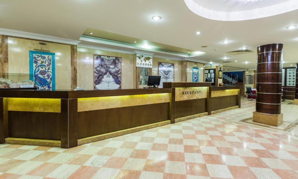 Queen Thermal Resort Hotel Emet Екстериор снимка
