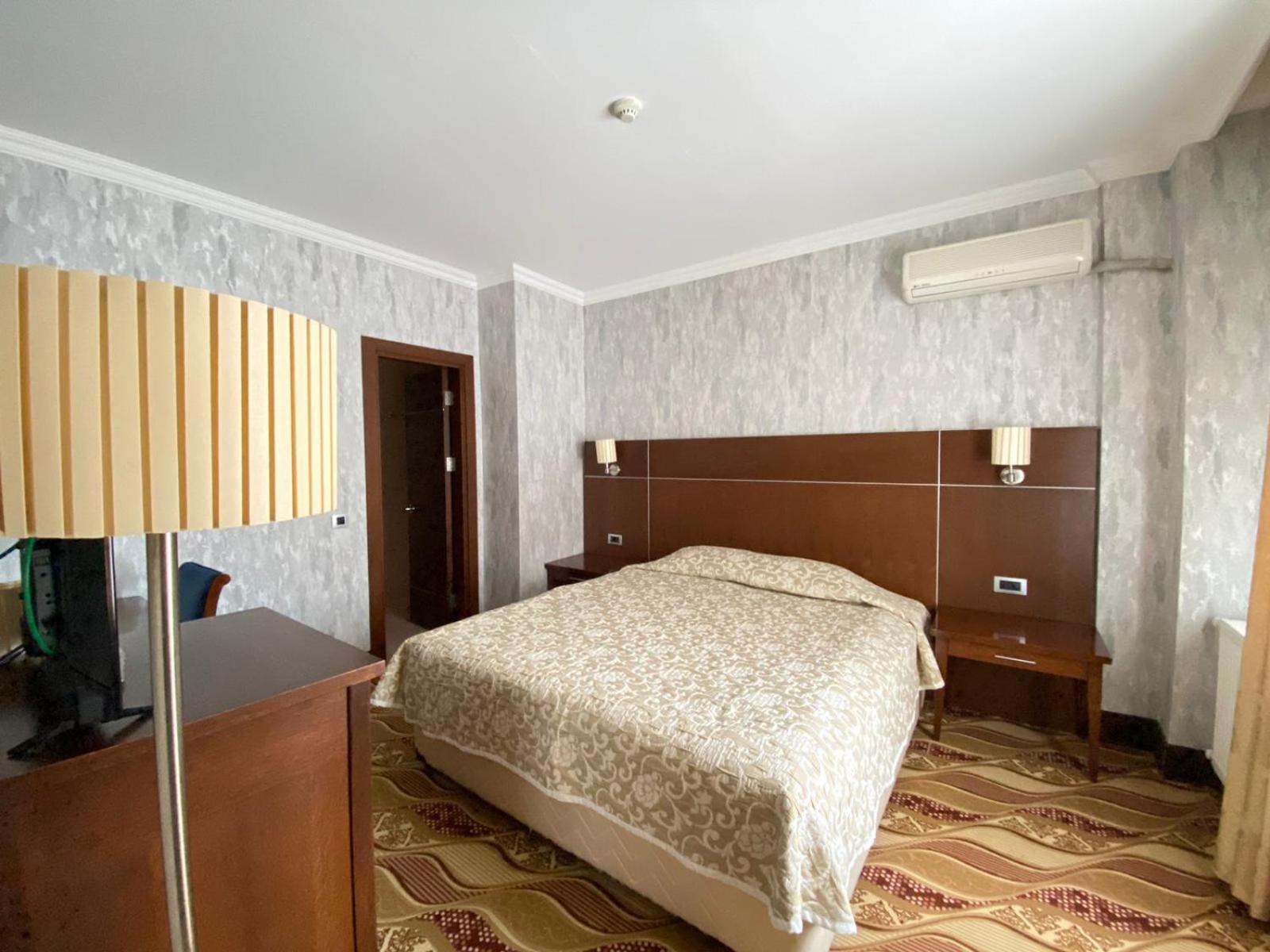 Queen Thermal Resort Hotel Emet Екстериор снимка